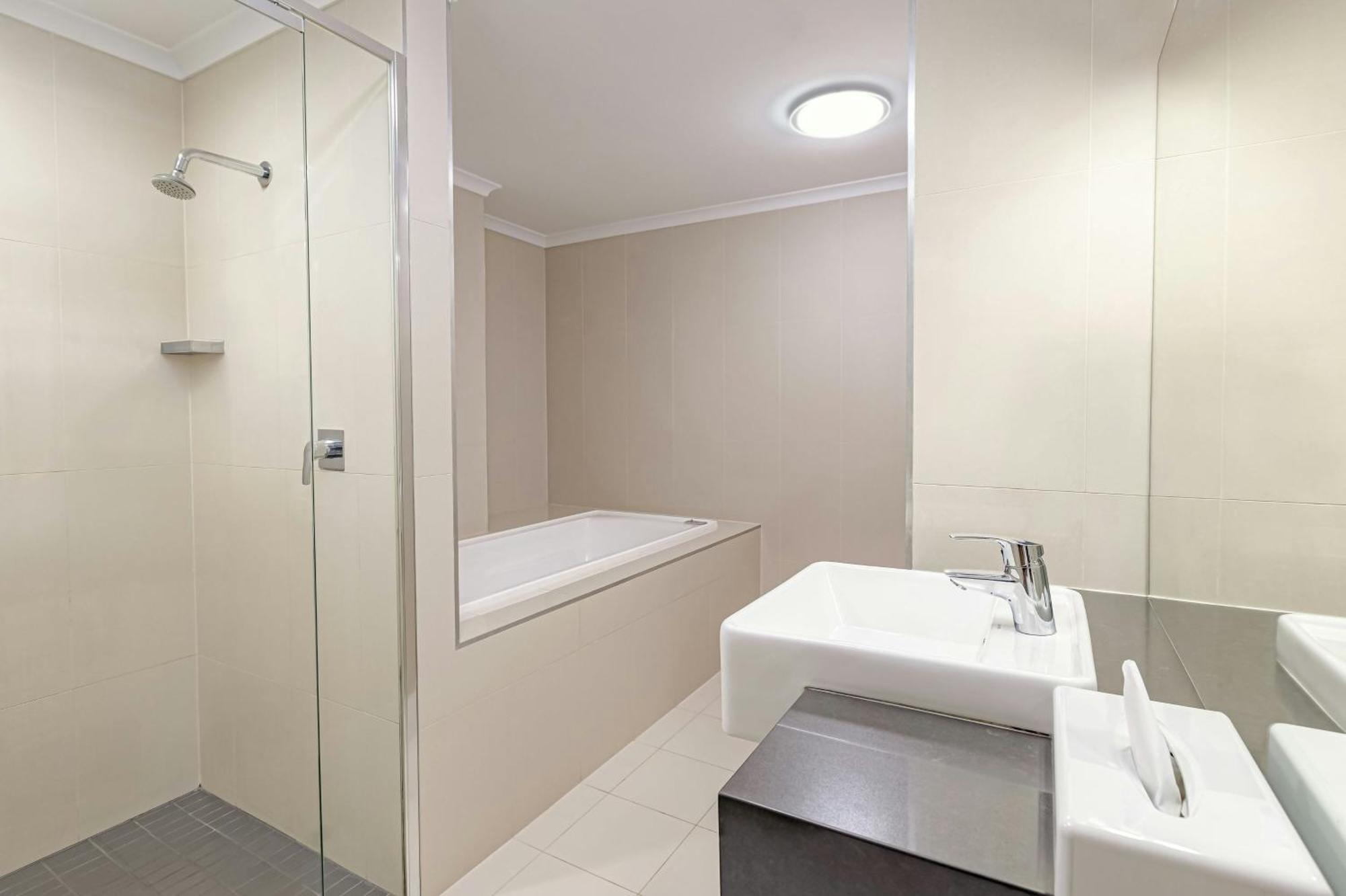 Courtyard By Marriott Darwin Hotel Exterior photo
