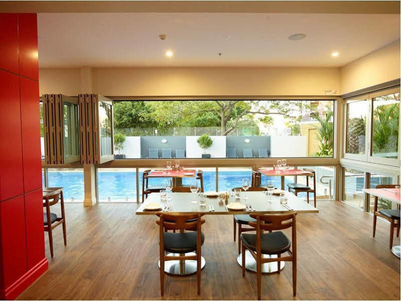 Courtyard By Marriott Darwin Hotel Exterior photo