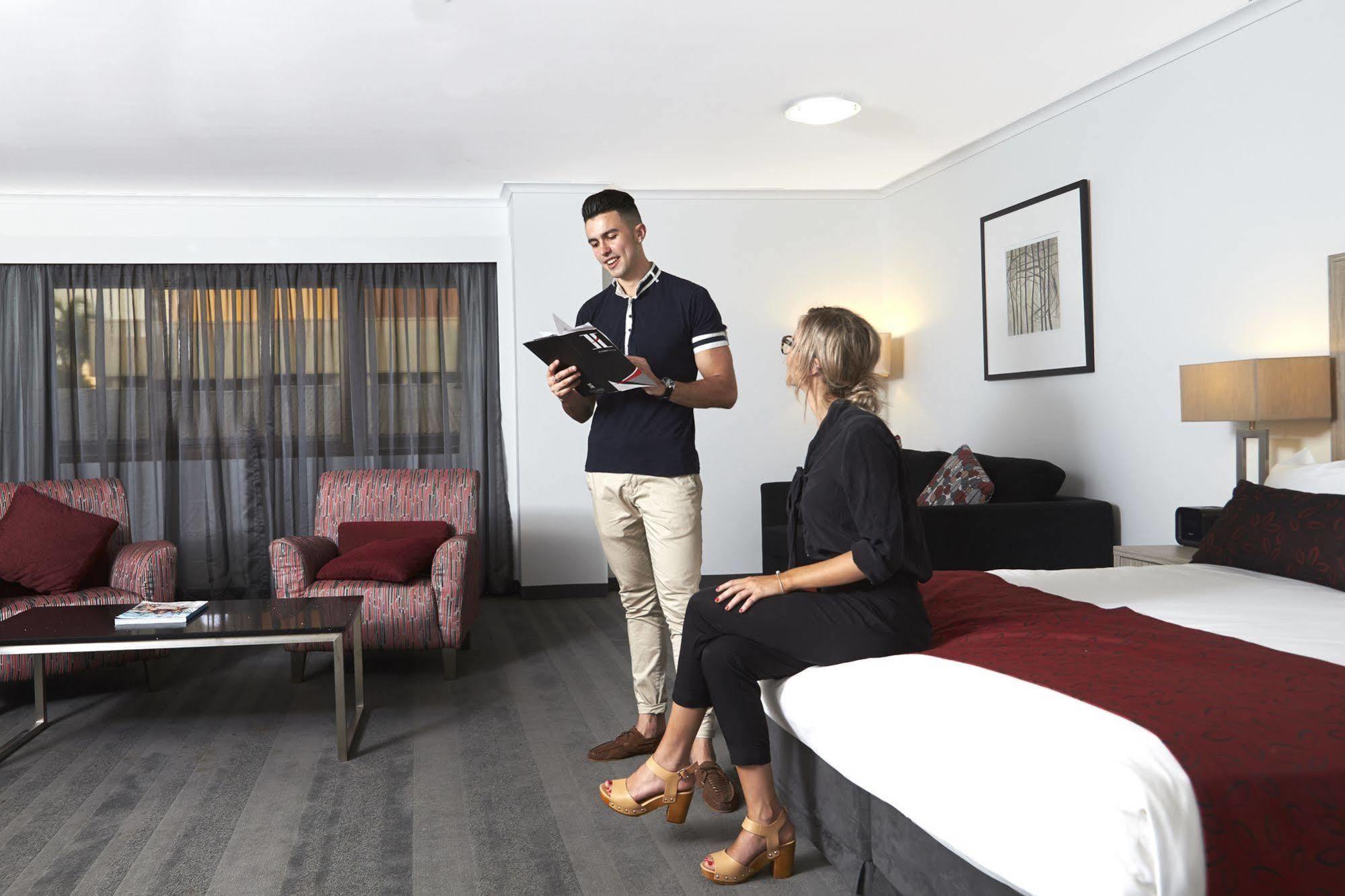 Courtyard By Marriott Darwin Hotel Exterior photo