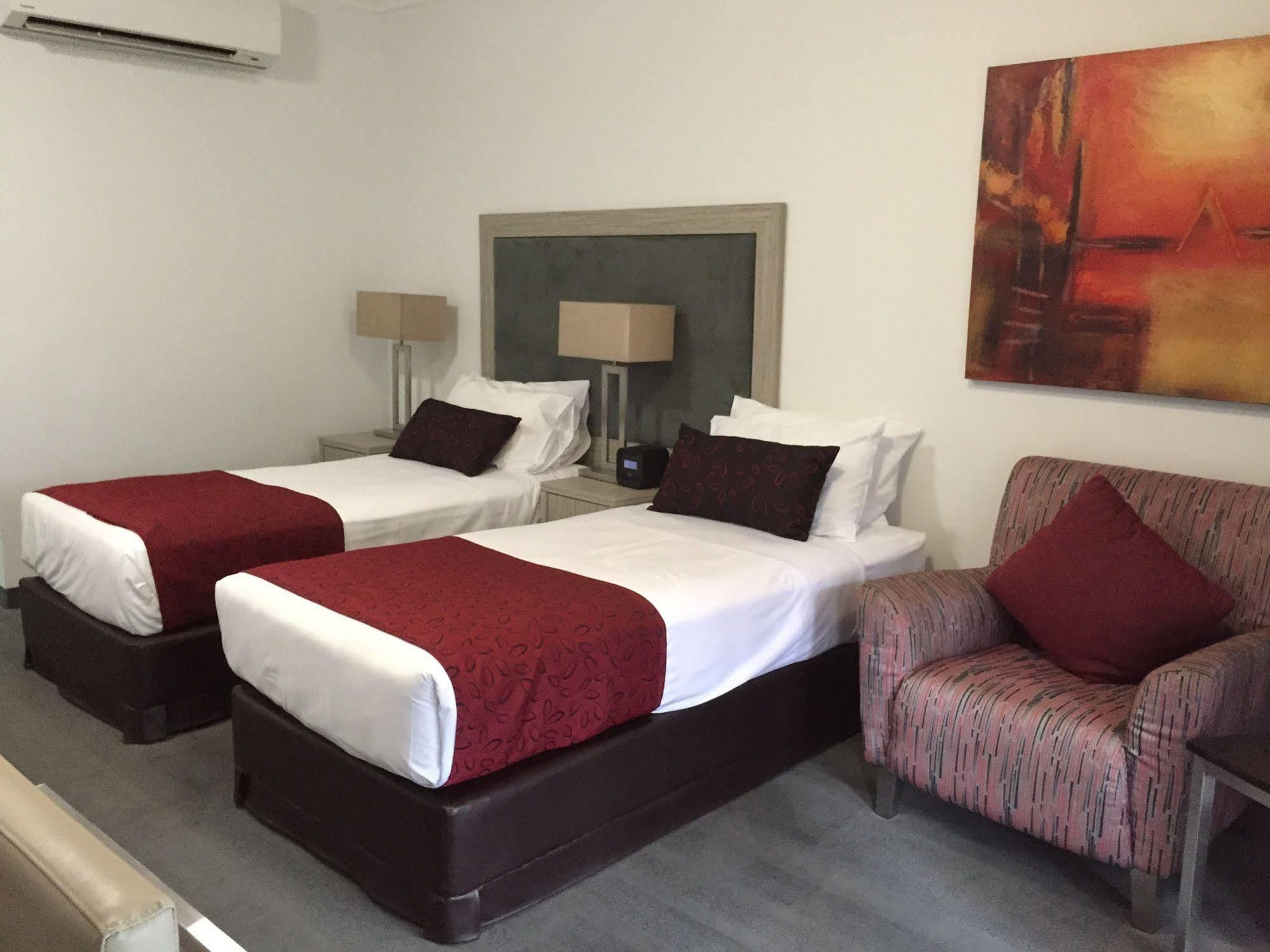 Courtyard By Marriott Darwin Hotel Exterior photo