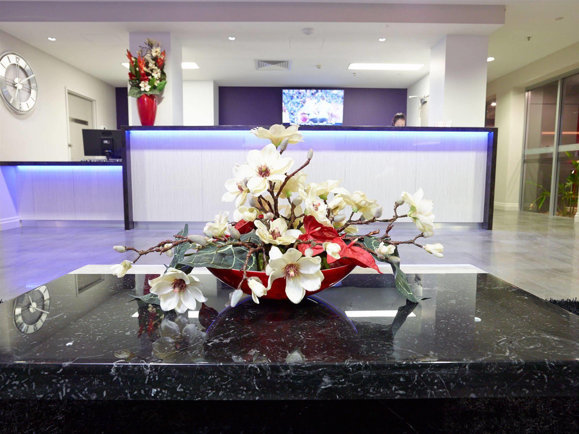 Courtyard By Marriott Darwin Hotel Exterior photo